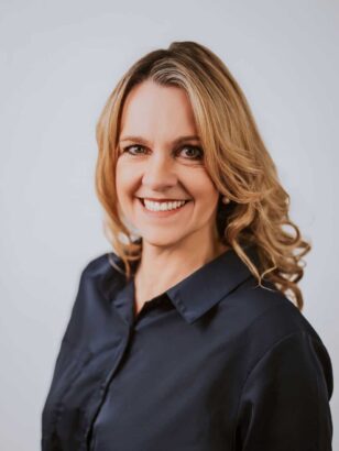Tanja C. ist zu sehen.